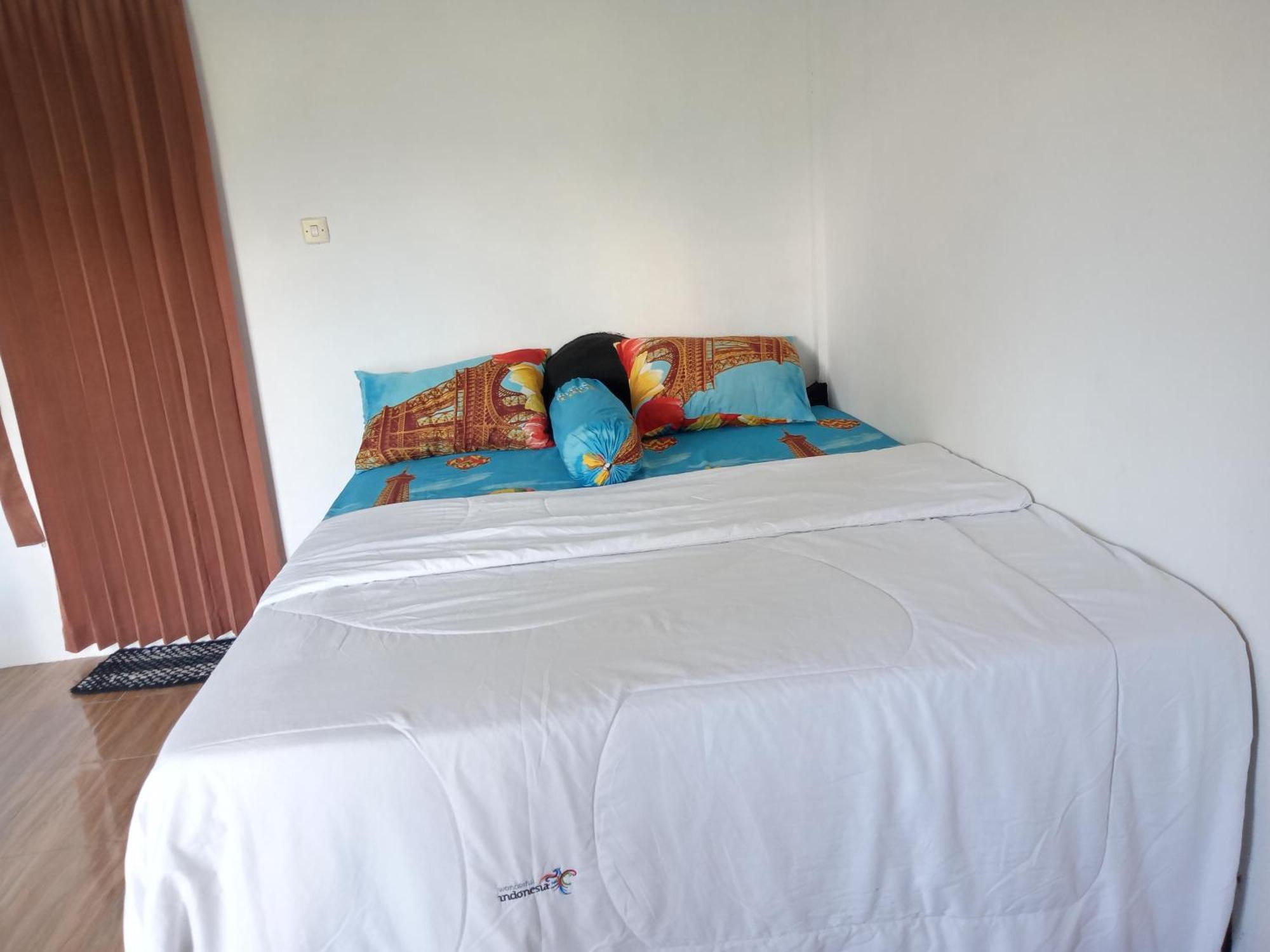 Ramdan Homestay Kuta  Oda fotoğraf