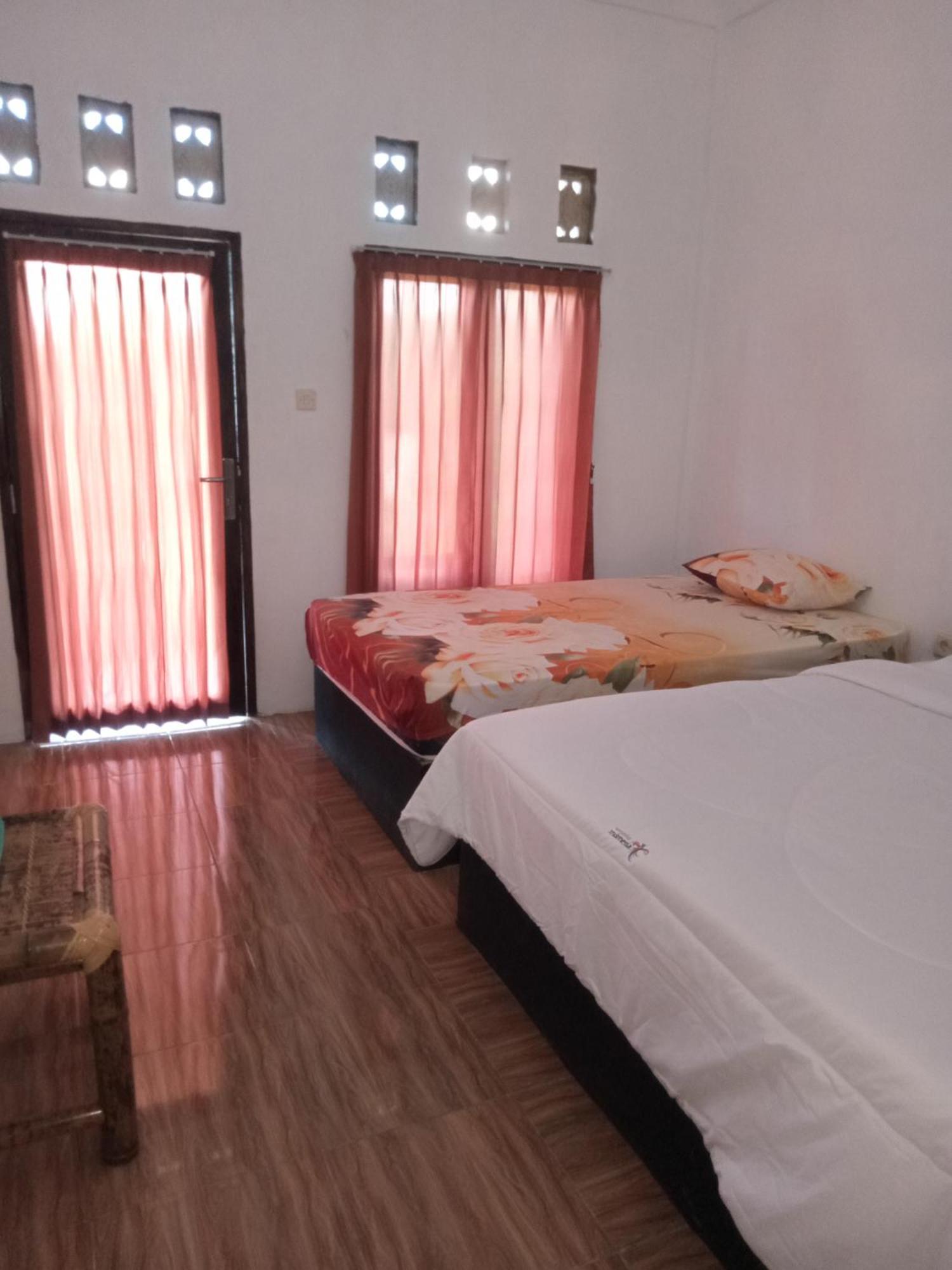 Ramdan Homestay Kuta  Oda fotoğraf